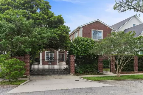 400 Hay Pl, New Orleans, LA 70124