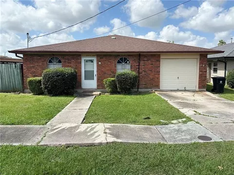 2947 Amazon St, New Orleans, LA 70114