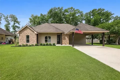 41087 Kinkade Dr, Hammond, LA 70403