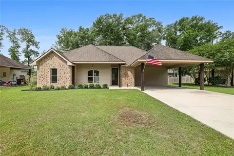 41087 Kinkade Dr, Hammond, LA 70403