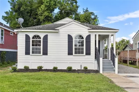 5754 Pasteur Blvd, New Orleans, LA 70122
