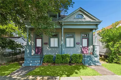 1027 Madison St, Gretna, LA 70053