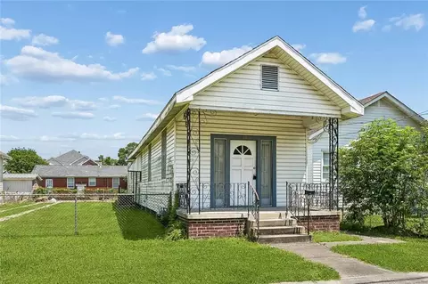 219 Papworth Ave, Metairie, LA 70005