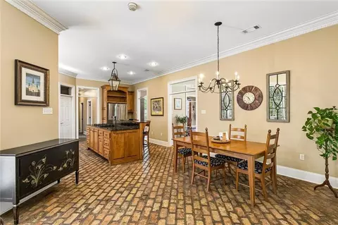 Dining - 140 Chapel Loop, Mandeville, LA 70471 photo 3 of 3