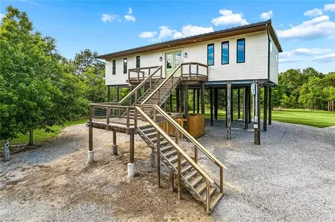 Exterior - 500 Richards Dr, Slidell, LA 70461 photo 2 of 9