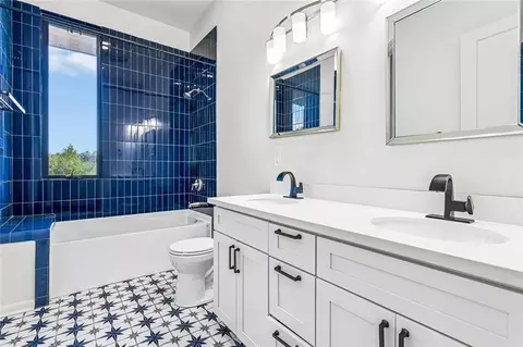 Bath - 500 Richards Dr, Slidell, LA 70461 photo 4 of 4
