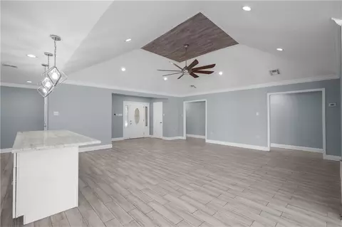 Living - 241 Devon Rd, Laplace, LA 70068 photo 1 of 8