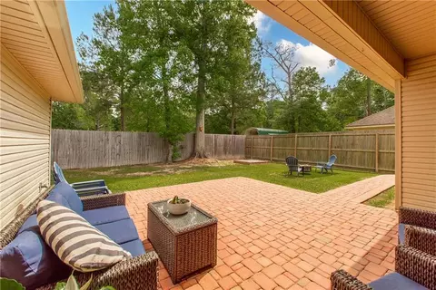 Exterior - 69272 3rd Ave, Covington, LA 70433 photo 5 of 6