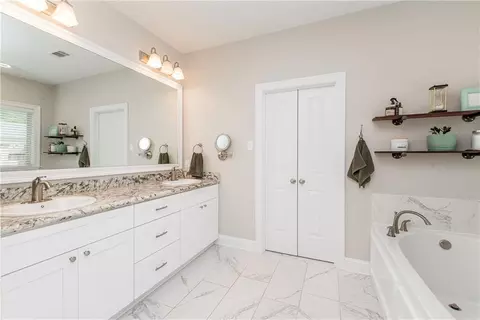 Bath - 69272 3rd Ave, Covington, LA 70433 photo 1 of 4