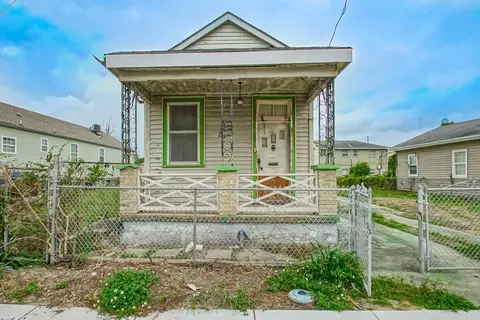 1928 Eagle St, New Orleans, LA 70118
