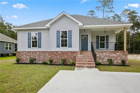 61058 N Mill Rd, Lacombe, LA 70445