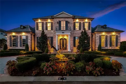 24 Royal Palm Dr, Kenner, LA 70065