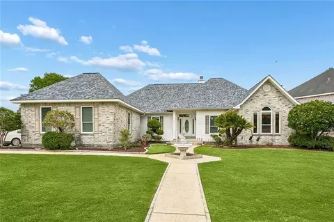 303 Charles Ct, Slidell, LA 70458