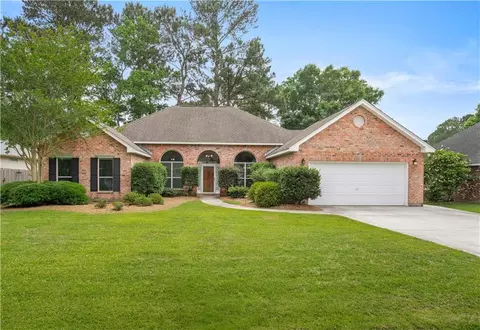 1348 Fairfield Dr, Mandeville, LA 70448