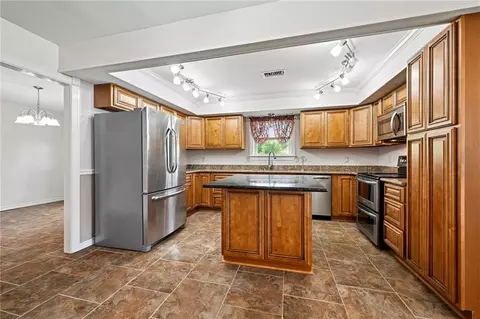Kitchen - 22298 Longleaf Dr, Covington, LA 70435 photo 1 of 2