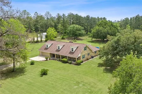 Exterior - 22298 Longleaf Dr, Covington, LA 70435 photo 2 of 9