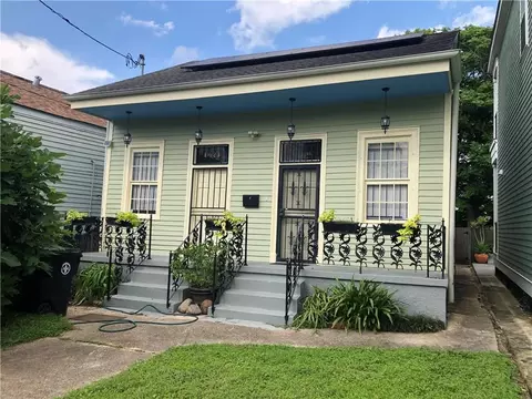 1421 Mandeville St, New Orleans, LA 70117