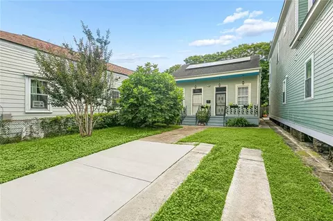 1421 Mandeville St, New Orleans, LA 70117