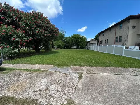 1005-07 Solon St, Gretna, LA 70053