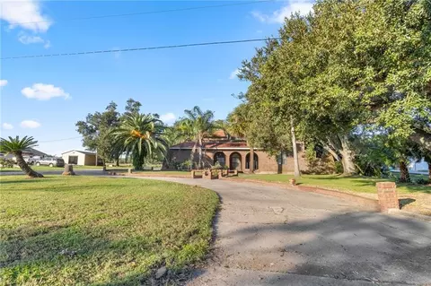 3910 Jean Lafitte Blvd, Lafitte, LA 70067