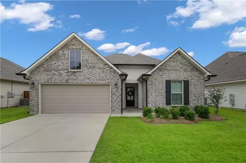 11537 Woodbluff Dr, Covington, LA 70433