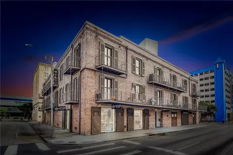 900 S Peters St #3, New Orleans, LA 70130