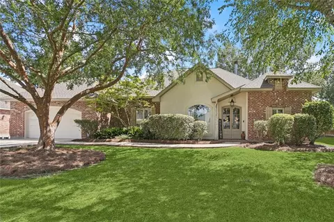 142 Acadian Ln, Mandeville, LA 70471