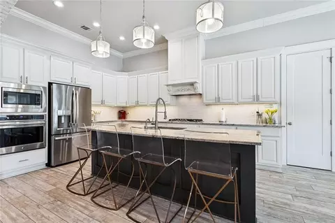 Kitchen - 844 Rue Bourdeaux, Covington, LA 70433 photo 1 of 2