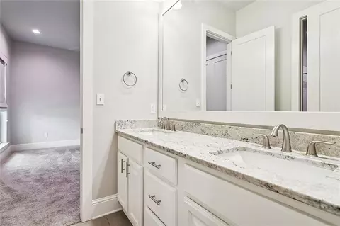Bath - 844 Rue Bourdeaux, Covington, LA 70433 photo 4 of 5