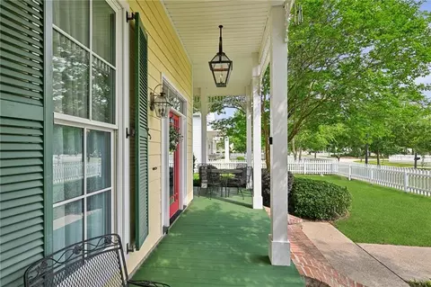Exterior - 1506 Natchez Loop, Covington, LA 70433 photo 2 of 7