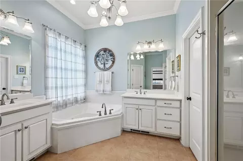 Bath - 1506 Natchez Loop, Covington, LA 70433 photo 1 of 2