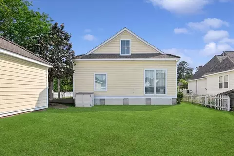 Exterior - 1506 Natchez Loop, Covington, LA 70433 photo 6 of 7