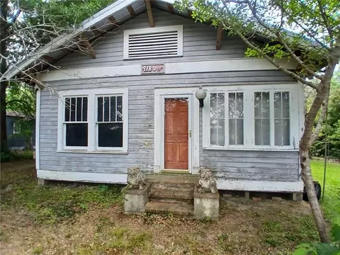 918 W 10th St, Bogalusa, LA 70427