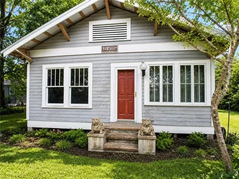 918 W 10th St, Bogalusa, LA 70427