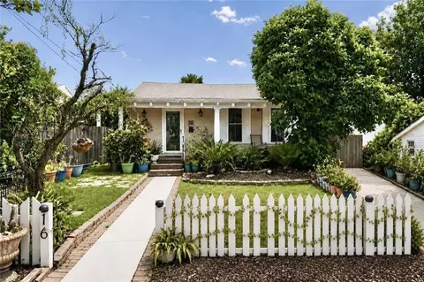 16 Labarre Pl, Jefferson, LA 70121