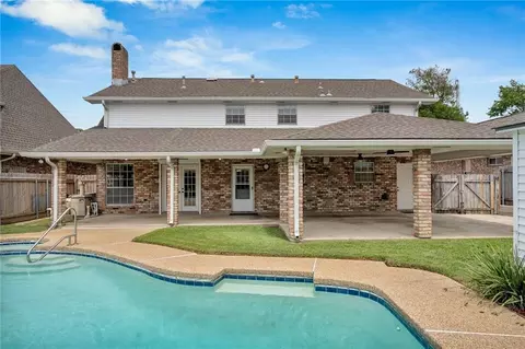 6108 Stonia Rd, Metairie, LA 70003