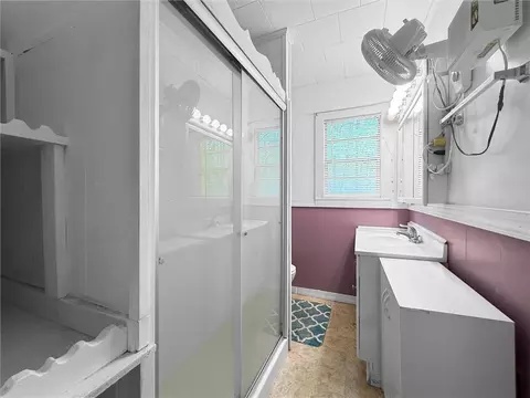 Bath - 18356 Nelson Rd, Covington, LA 70435 photo 1 of 1