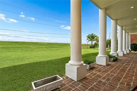Exterior - 26 Mesa St, Kenner, LA 70065 photo 5 of 8