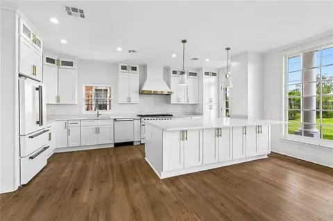 Kitchen - 26 Mesa St, Kenner, LA 70065 photo 3 of 3