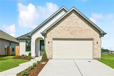 1733 Vegas Dr, Metairie, LA 70003
