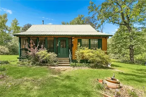 36098 Hwy 1055, Mount Hermon, LA 70450