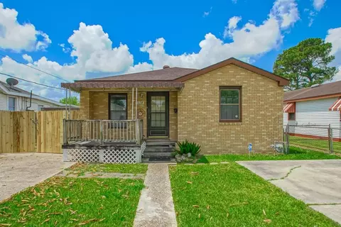 1024 Gaudet Dr, Marrero, LA 70072