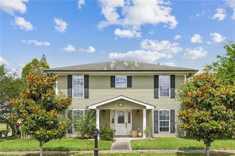 2600 Pirate Dr, Chalmette, LA 70043
