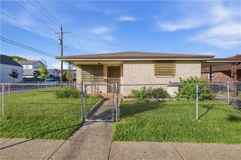 2733 Dabadie St, New Orleans, LA 70119