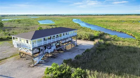 3513 Hopedale Hwy, Saint Bernard, LA 70085
