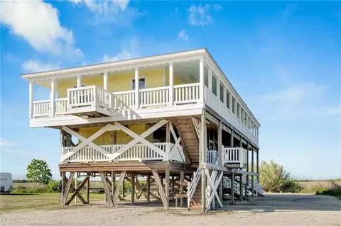 3513 Hopedale Hwy, Saint Bernard, LA 70085