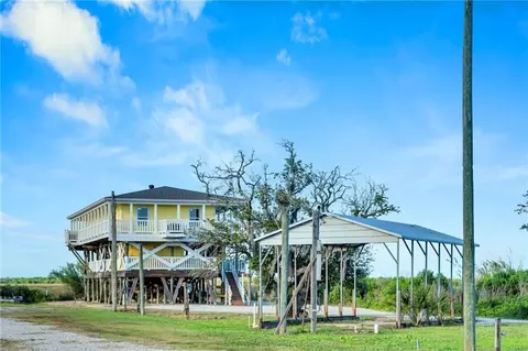 3513 Hopedale Hwy, Saint Bernard, LA 70085