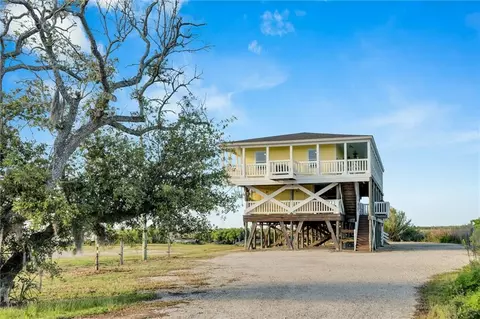 3513 Hopedale Hwy, Saint Bernard, LA 70085