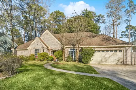 255 S Lotus Dr, Mandeville, LA 70471