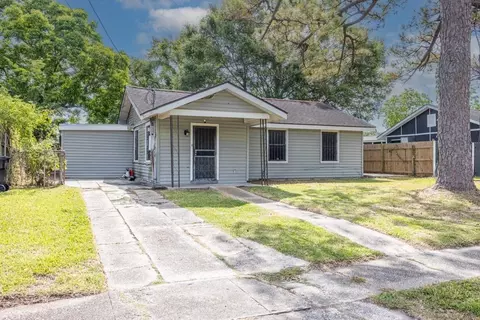 4611 Nighthart St, New Orleans, LA 70127